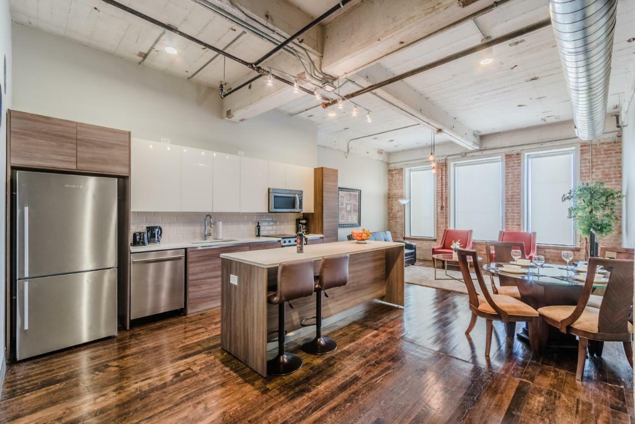 Regal Stays Corporate Apartments - Downtown Dallas Exterior foto